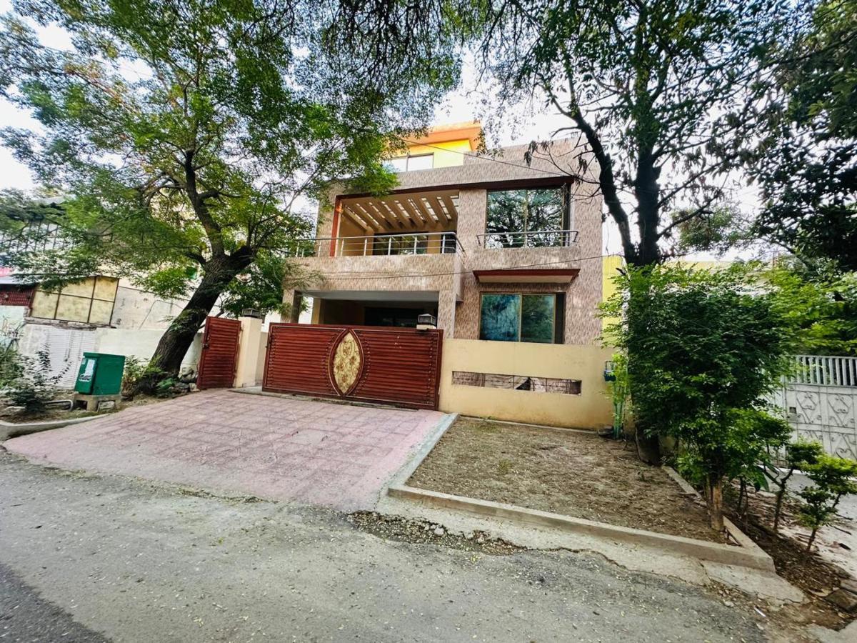 Holidazzle Lodge Islamabad Ngoại thất bức ảnh