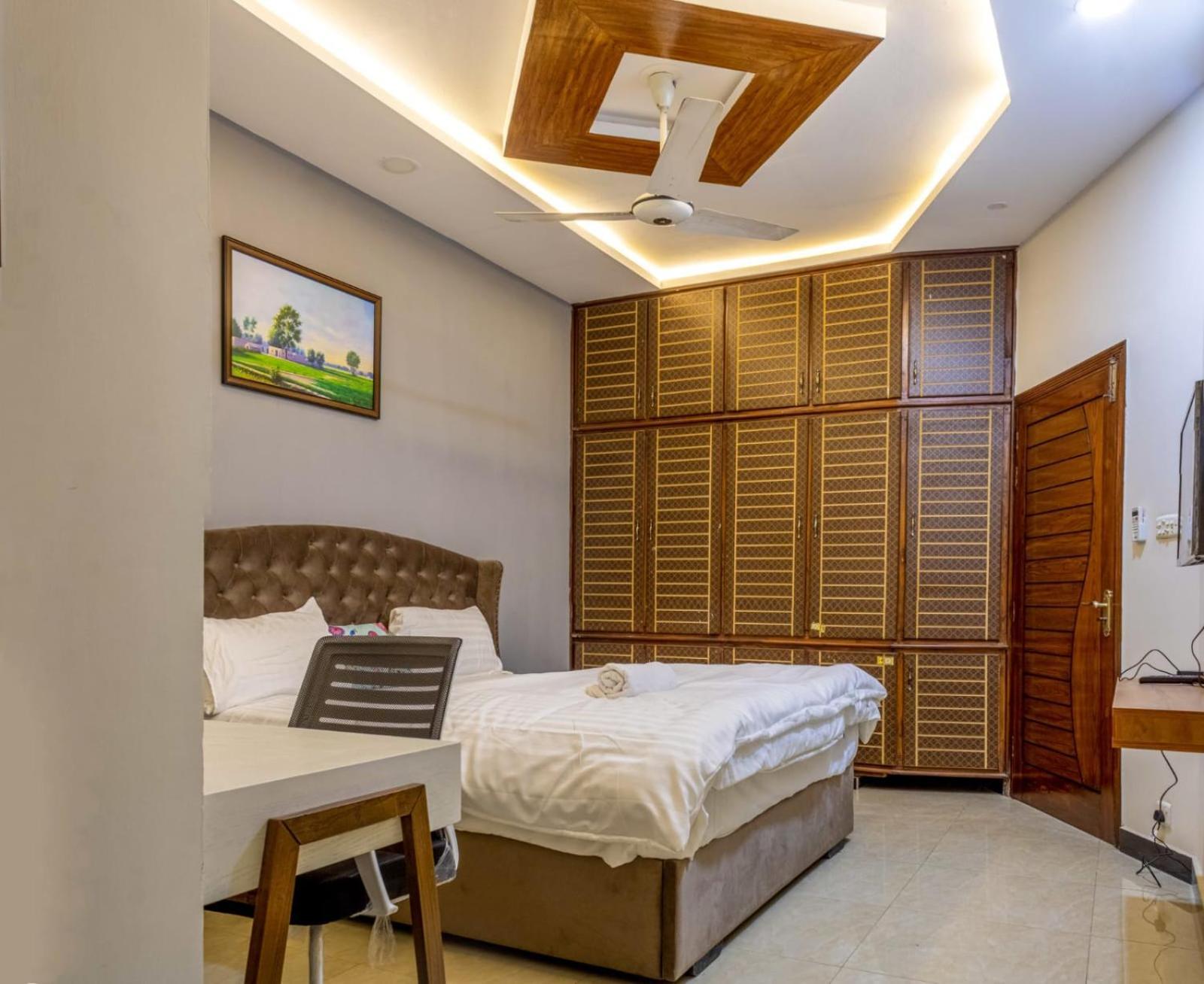 Holidazzle Lodge Islamabad Ngoại thất bức ảnh